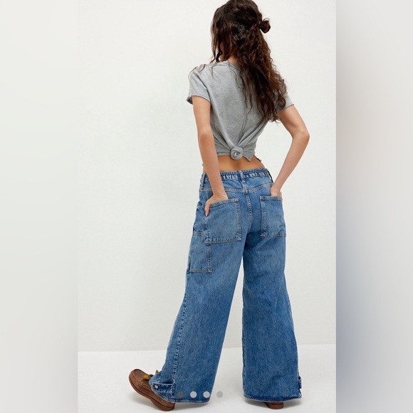 We The Free CRVY Outlaw Wide Leg Jean Size Medium NWT - Picture 2 of 5